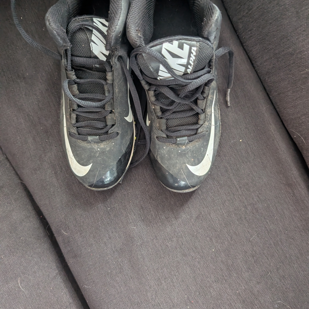 Nike Black and White Athletic Shoes
